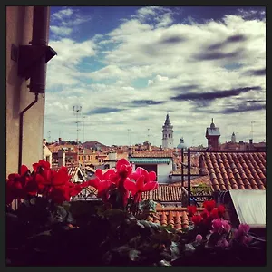 Lion Rooftop Novita' Italia